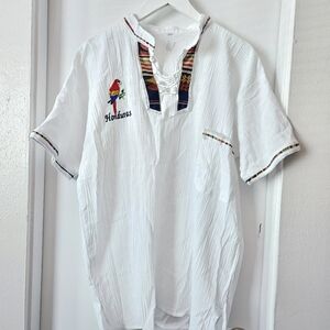 💥Sale! Men’s Traditional Honduran Shirt – (Size L)